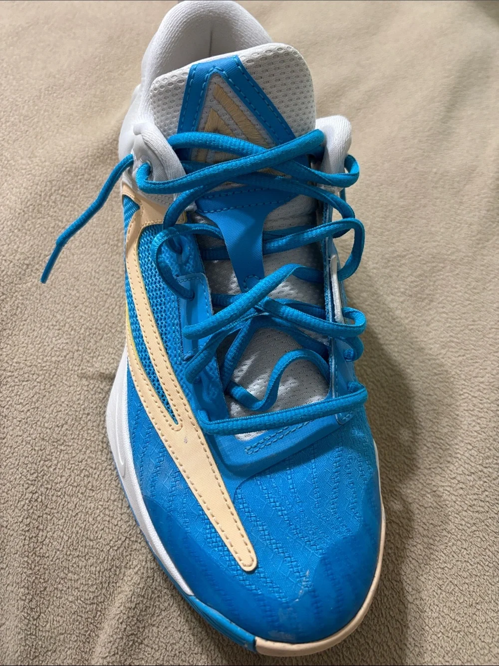 Nike Giannis Immortality 3White, Blue & Beige Athletic Sneaker with Wave Design